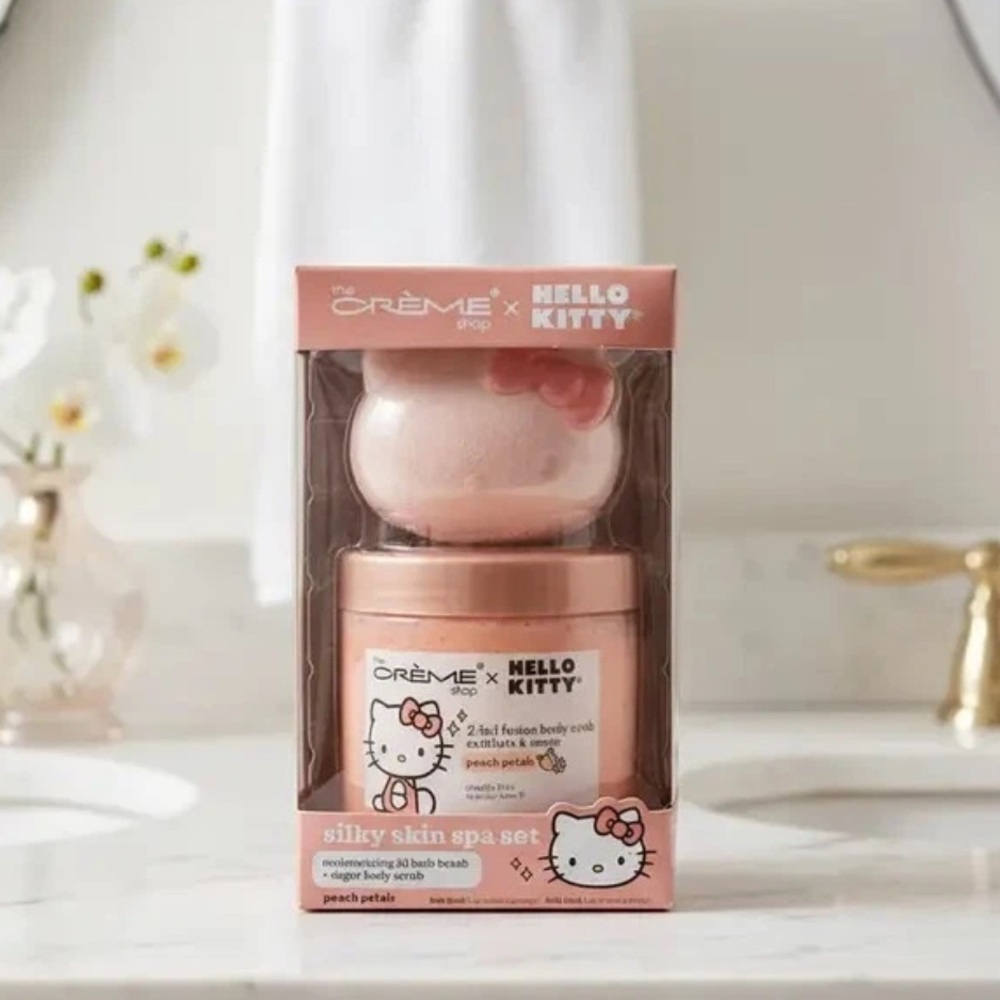 Hello Kitty x The Crème Shop Spa Set Peach Petals Bath Bomb & Scrub